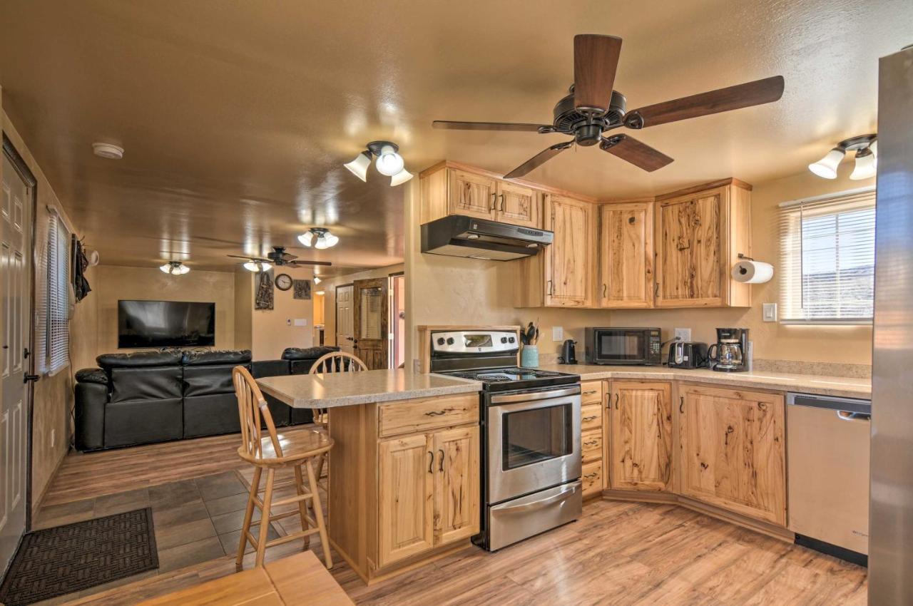 Cozy Home With Canyon Views 2 Mi To Grand Staircase Henrieville Exterior foto